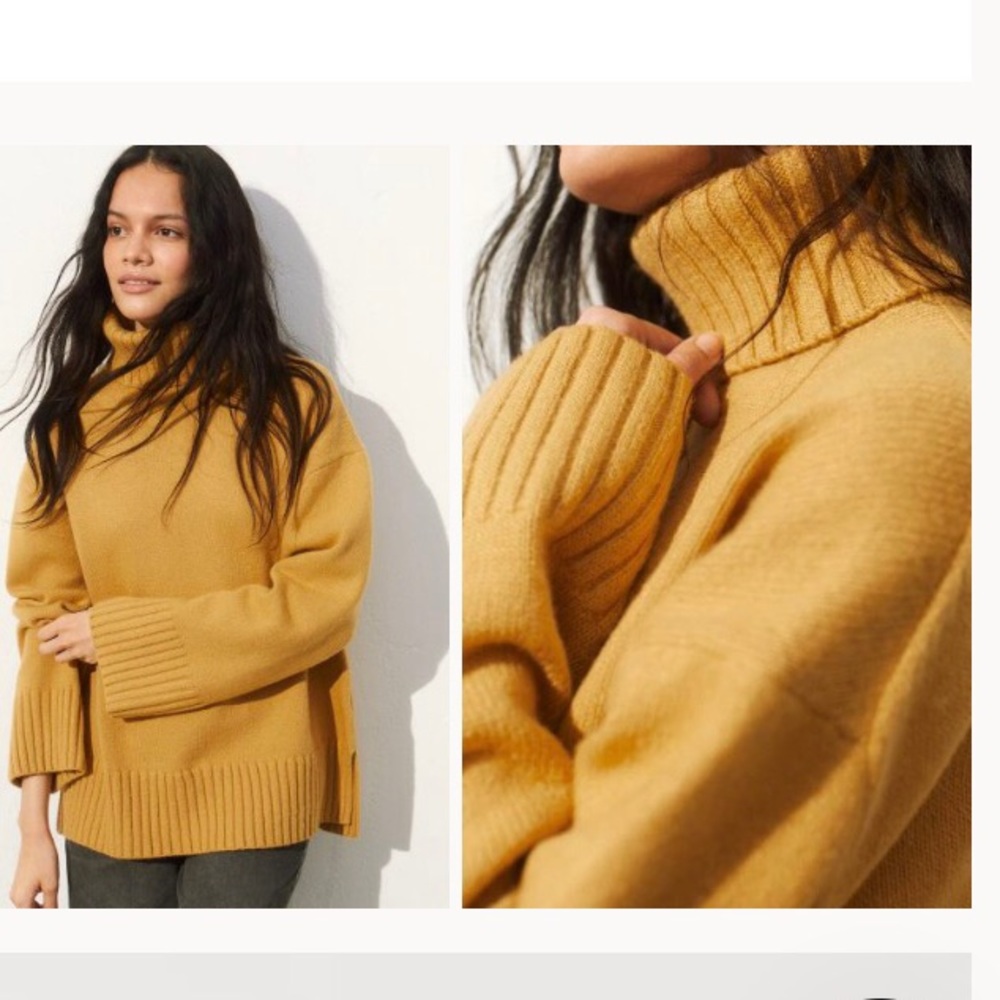 H&M Oversized Turtleneck Sweater, Size: M